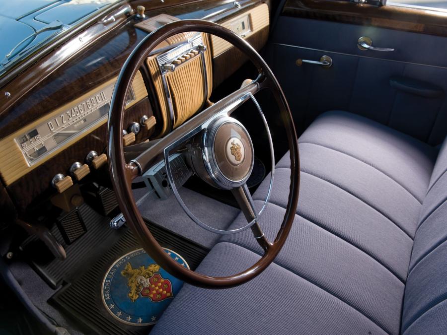  Packard 120 Touring Sedan 1941 года  (фото 7 из 7)